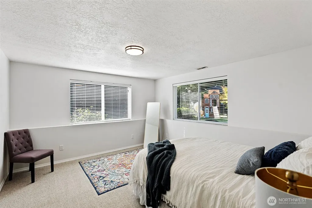 13114 Sunridge Way E Puyallup WA 98374