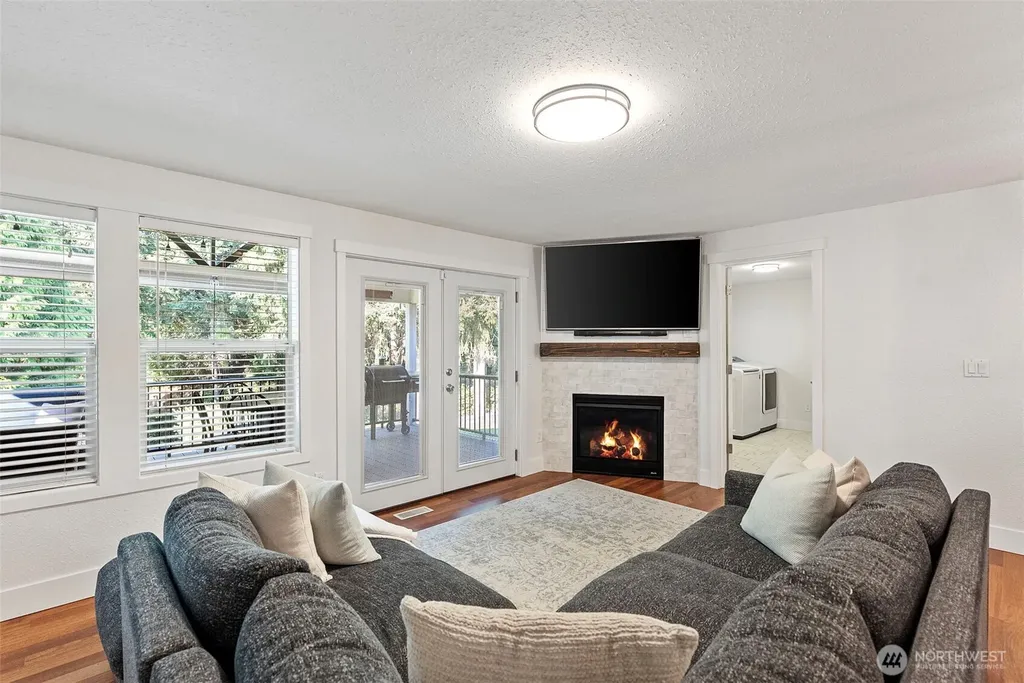 13114 Sunridge Way E Puyallup WA 98374