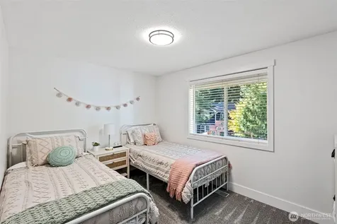 13114 Sunridge Way E Puyallup WA 98374