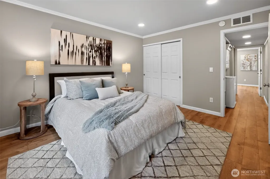 12206 NE 147th Place Kirkland WA 98034