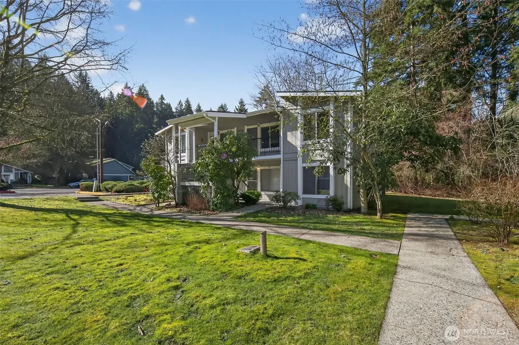 12206 NE 147th Place Kirkland WA 98034