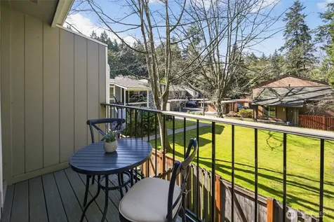 12206 NE 147th Place Kirkland WA 98034