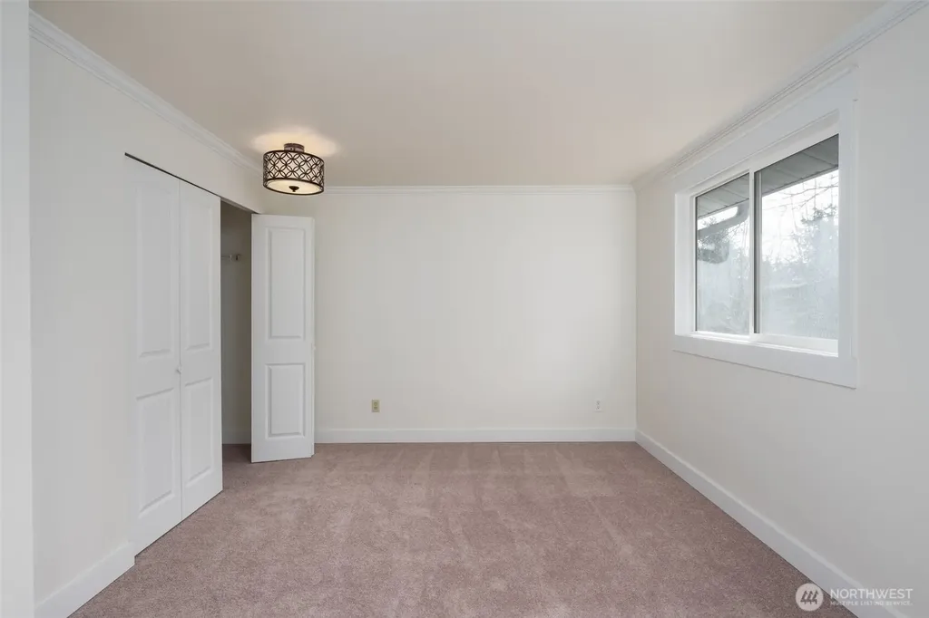 11619 NE 97th Street Kirkland WA 98033