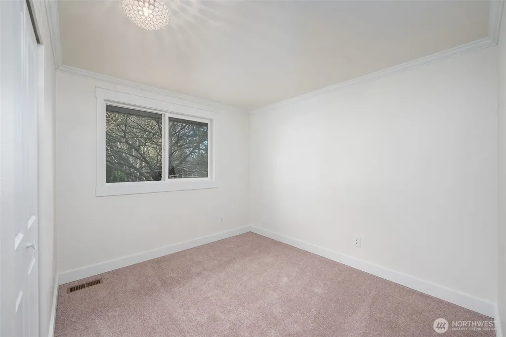 11619 NE 97th Street Kirkland WA 98033