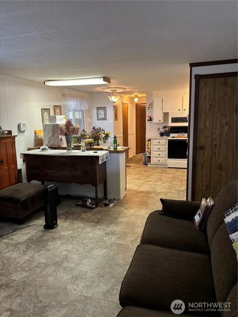 16600 25th Avenue NE Marysville WA 98271
