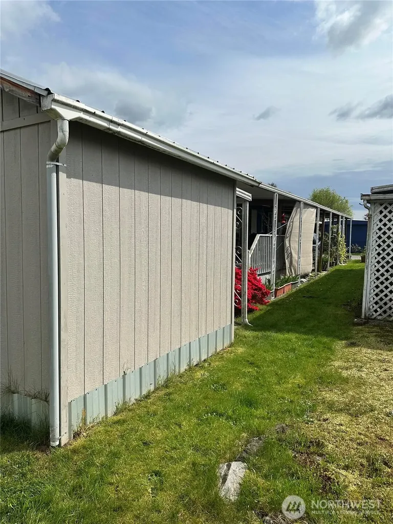 16600 25th Avenue NE Marysville WA 98271