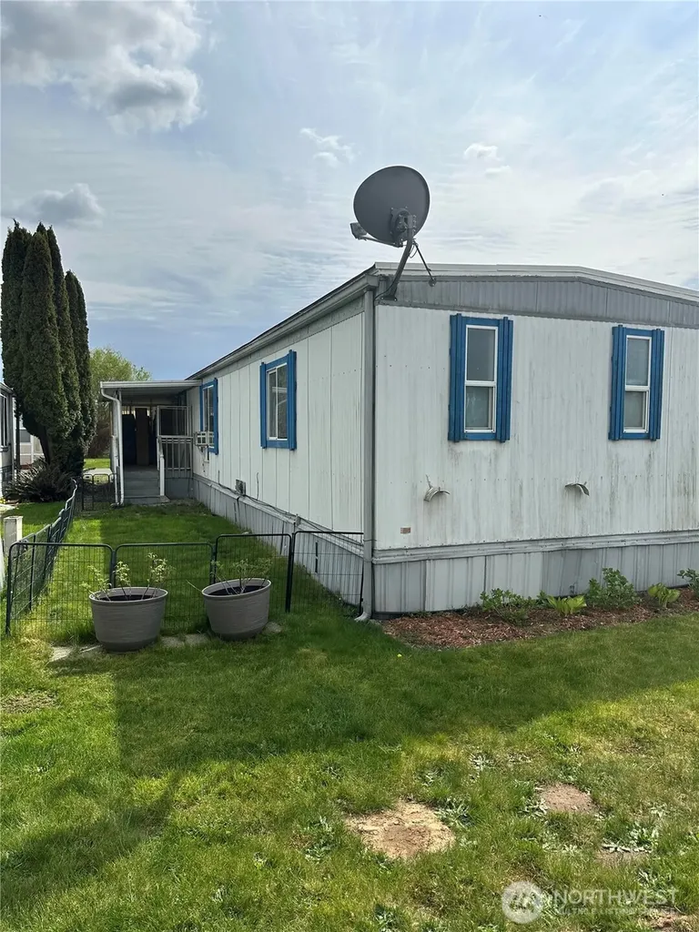 16600 25th Avenue NE Marysville WA 98271