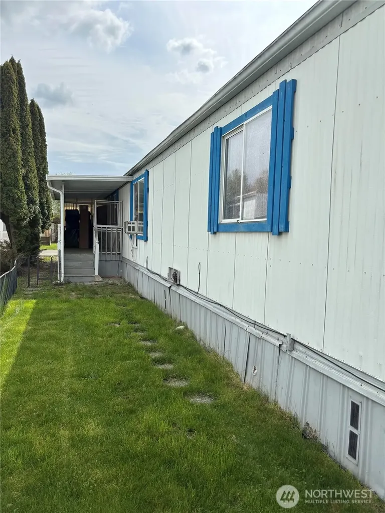 16600 25th Avenue NE Marysville WA 98271