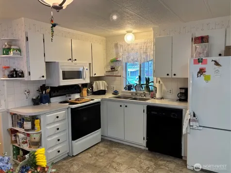 16600 25th Avenue NE Marysville WA 98271