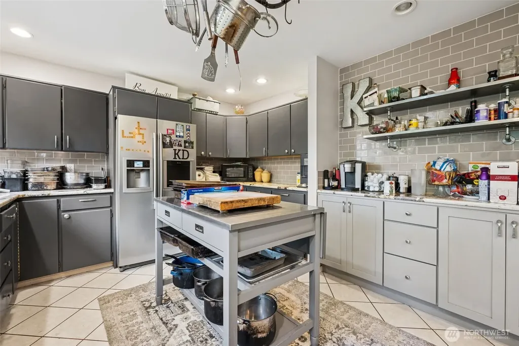 1030 E Saint Andrews Street Shelton WA 98584