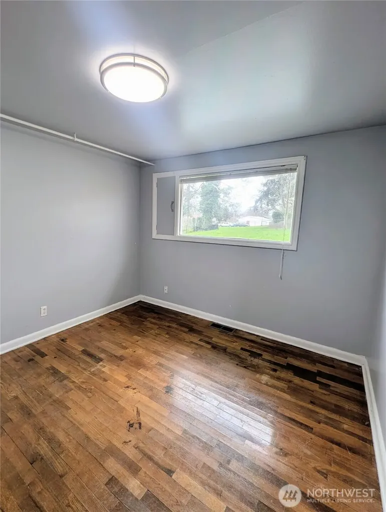1740 6th Street Oak Harbor WA 98277