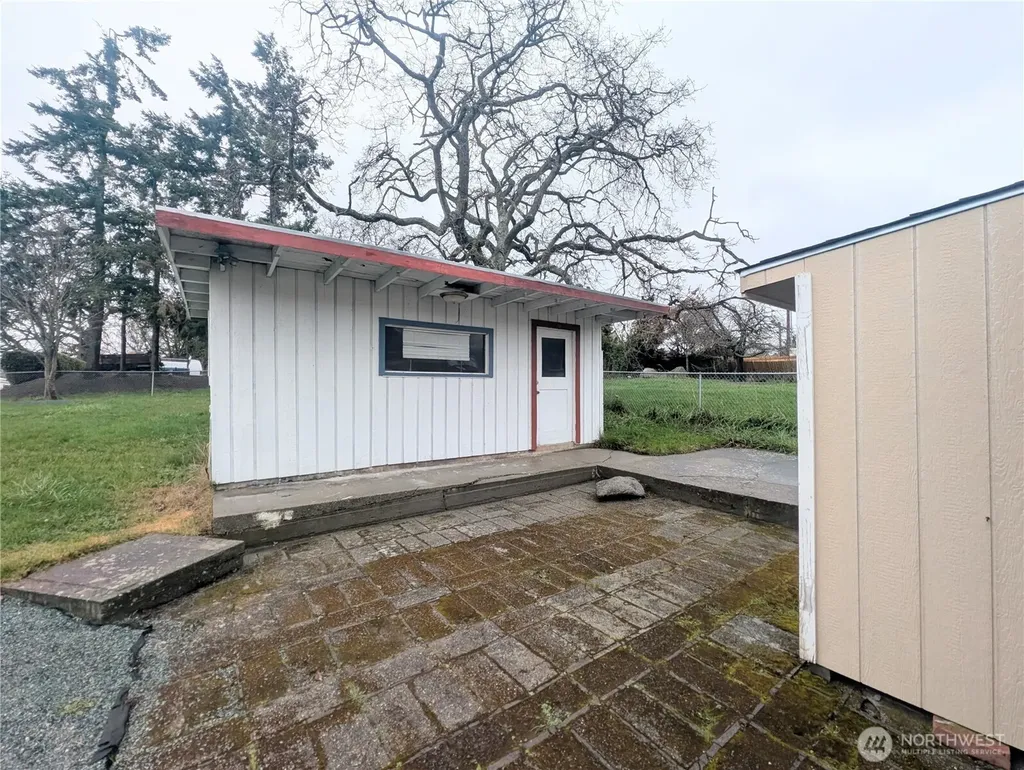 1740 6th Street Oak Harbor WA 98277