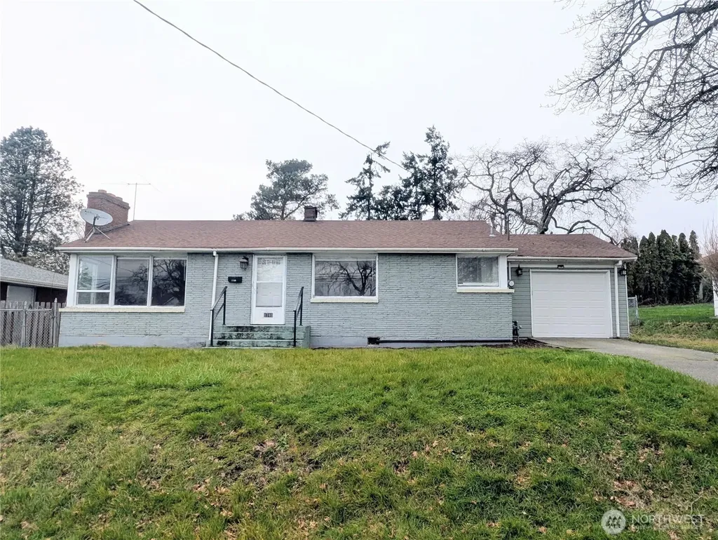 1740 6th Street Oak Harbor WA 98277