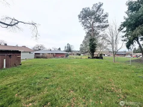 1740 6th Street Oak Harbor WA 98277