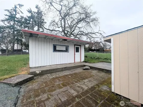 1740 6th Street Oak Harbor WA 98277