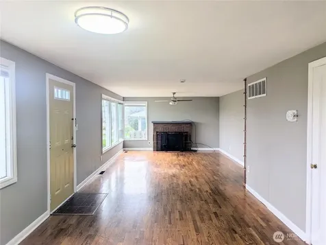 1740 6th Street Oak Harbor WA 98277