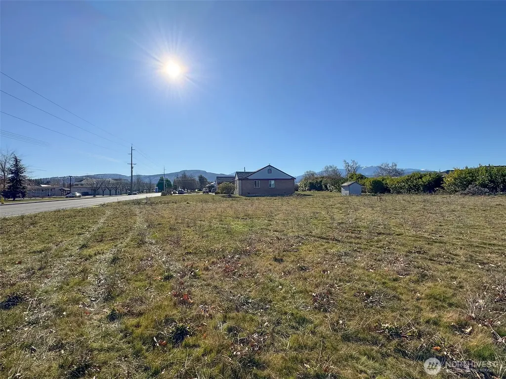 955 N 5th Avenue Sequim WA 98382
