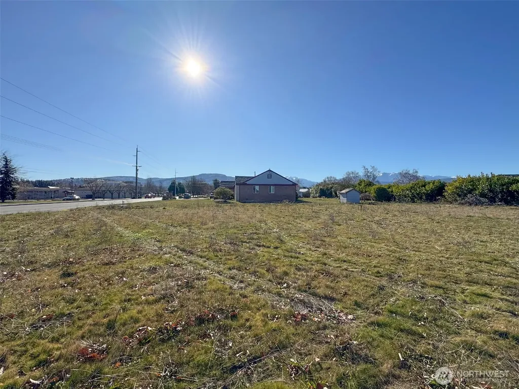 955 N 5th Avenue Sequim WA 98382