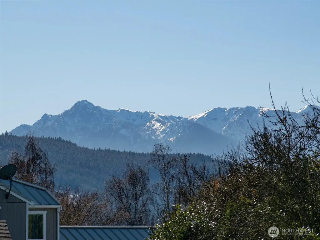 955 N 5th Avenue Sequim WA 98382