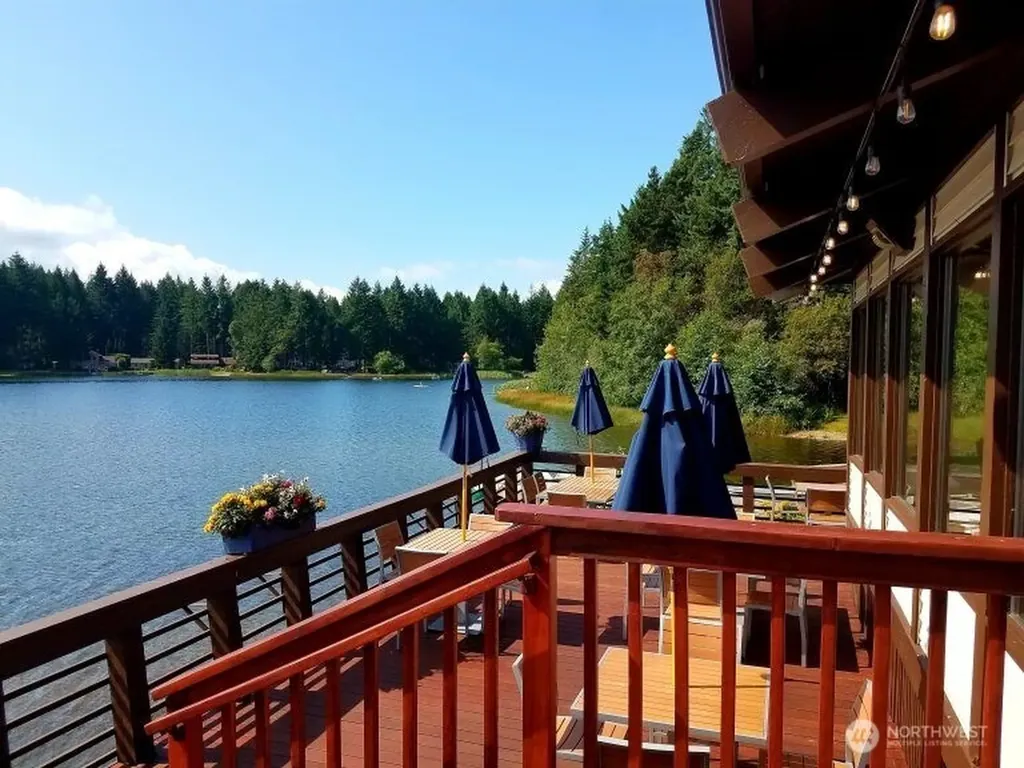 11825 112th Avenue Anderson Island WA 98303