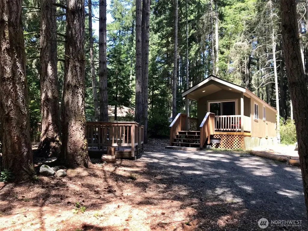 11825 112th Avenue Anderson Island WA 98303