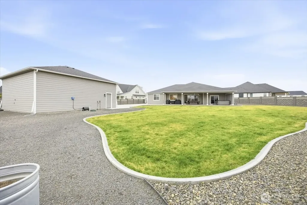 6915 Lamb Court Pasco WA 99301