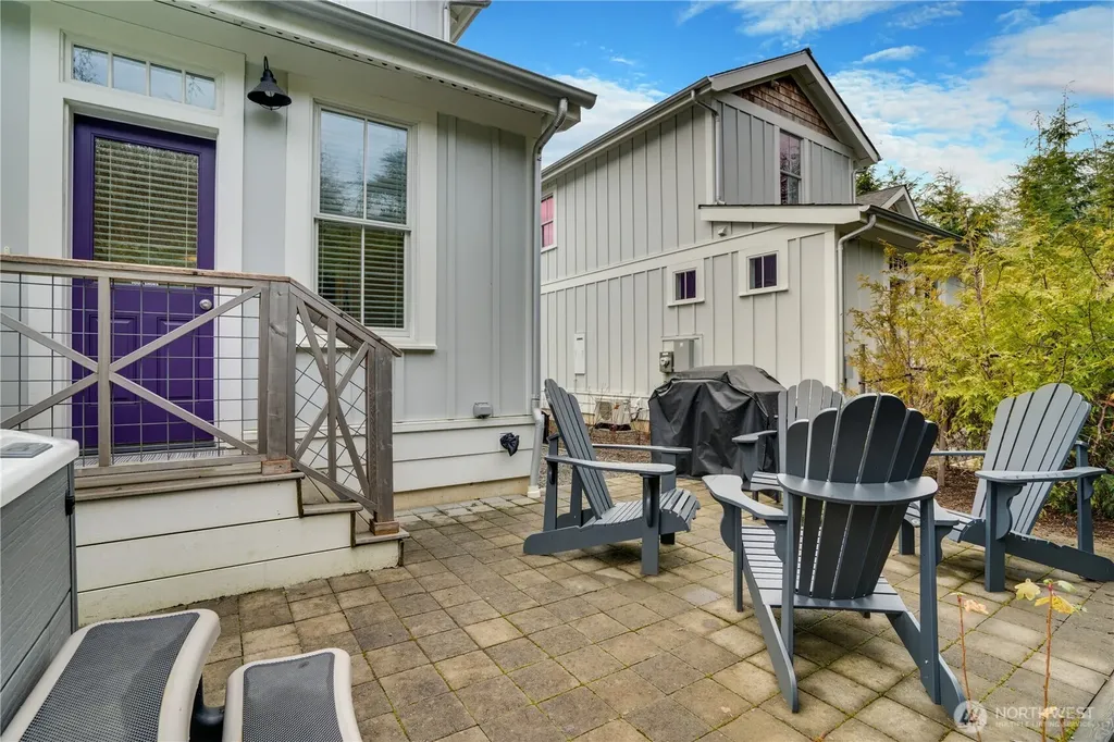 74 Elk Creek Loop Pacific Beach WA 98571