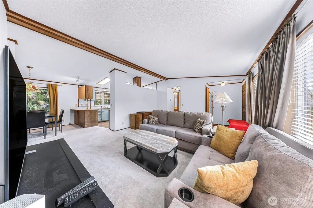2015 24th Street Bellingham WA 98225