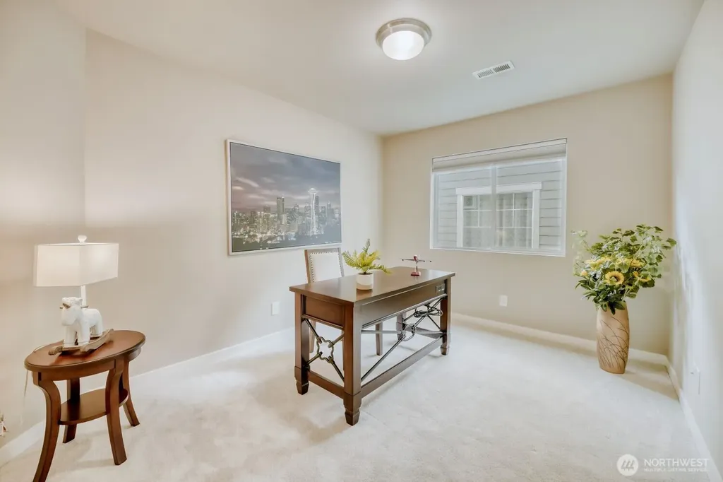 4764 244th Ct SE Sammamish WA 98029