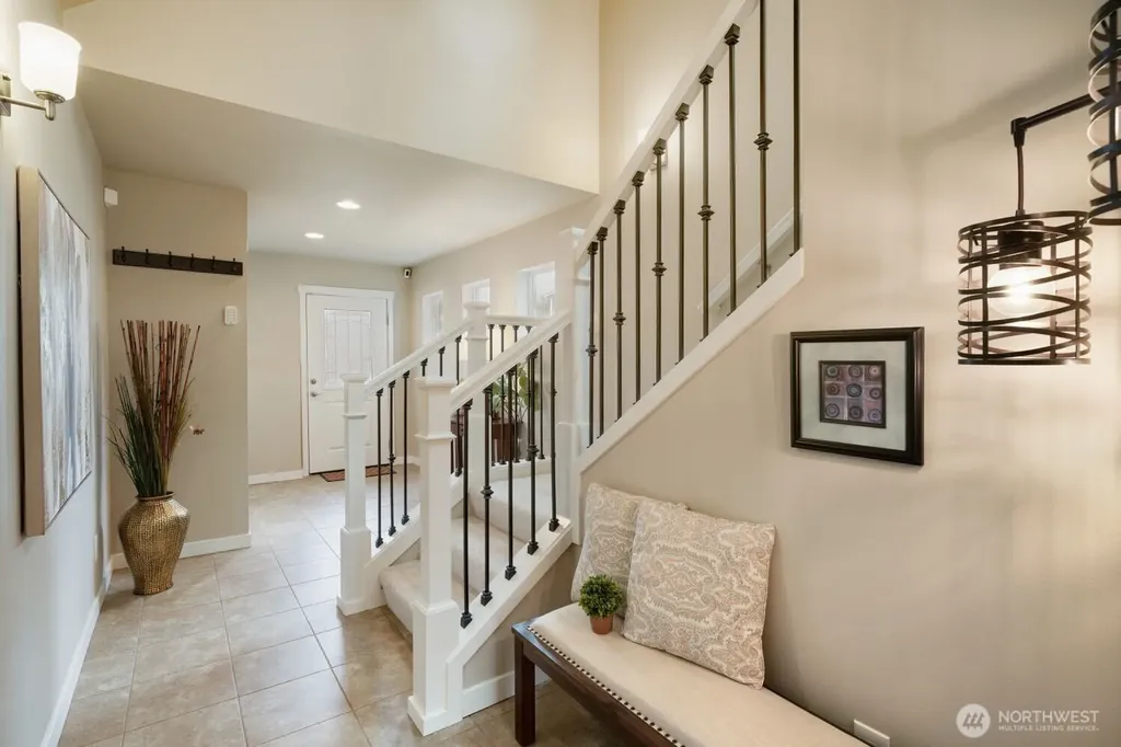 4764 244th Ct SE Sammamish WA 98029