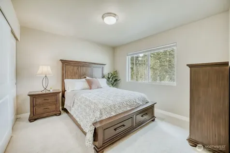 4764 244th Ct SE Sammamish WA 98029