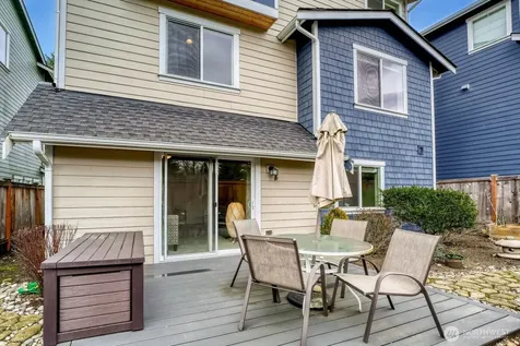 4764 244th Ct SE Sammamish WA 98029