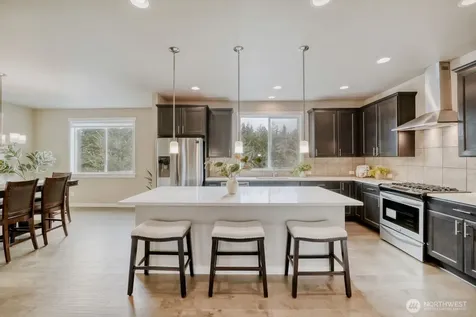 4764 244th Ct SE Sammamish WA 98029