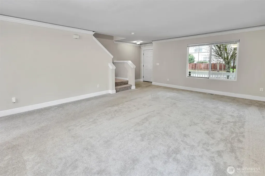 831 SW 364th Place Federal Way WA 98023