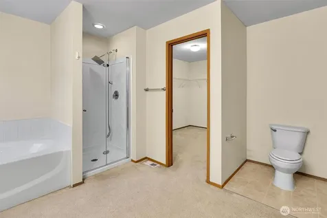 831 SW 364th Place Federal Way WA 98023