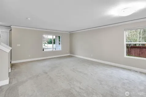 831 SW 364th Place Federal Way WA 98023