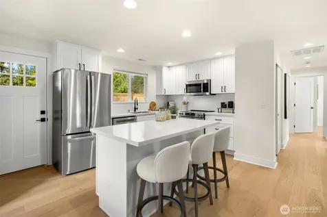 8708 NE 140th Street Kirkland WA 98034