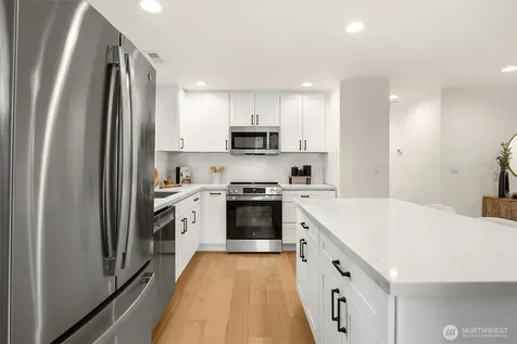 8708 NE 140th Street Kirkland WA 98034