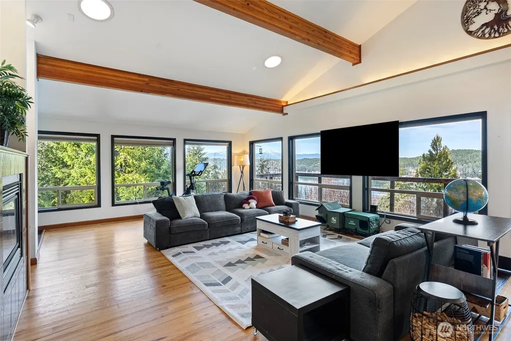 341 E Olympic Vista Drive Union WA 98592