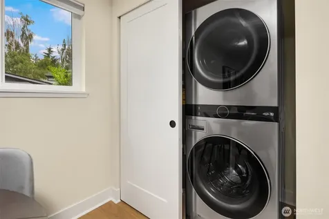 8708 NE 140th Street Kirkland WA 98034