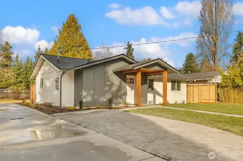 8708 NE 140th Street Kirkland WA 98034