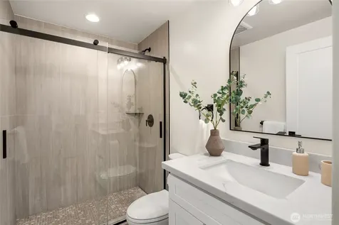 8708 NE 140th Street Kirkland WA 98034