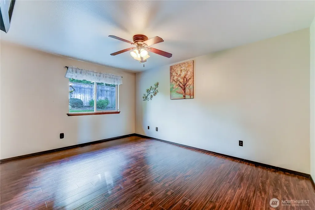 3315 18th Street Pl SW Puyallup WA 98373