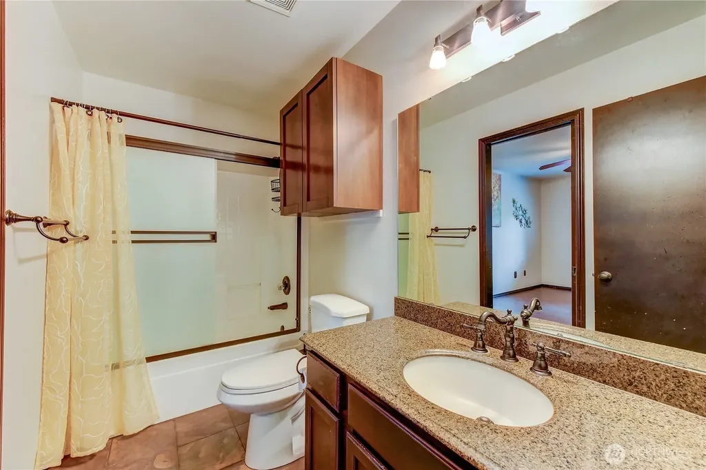 3315 18th Street Pl SW Puyallup WA 98373