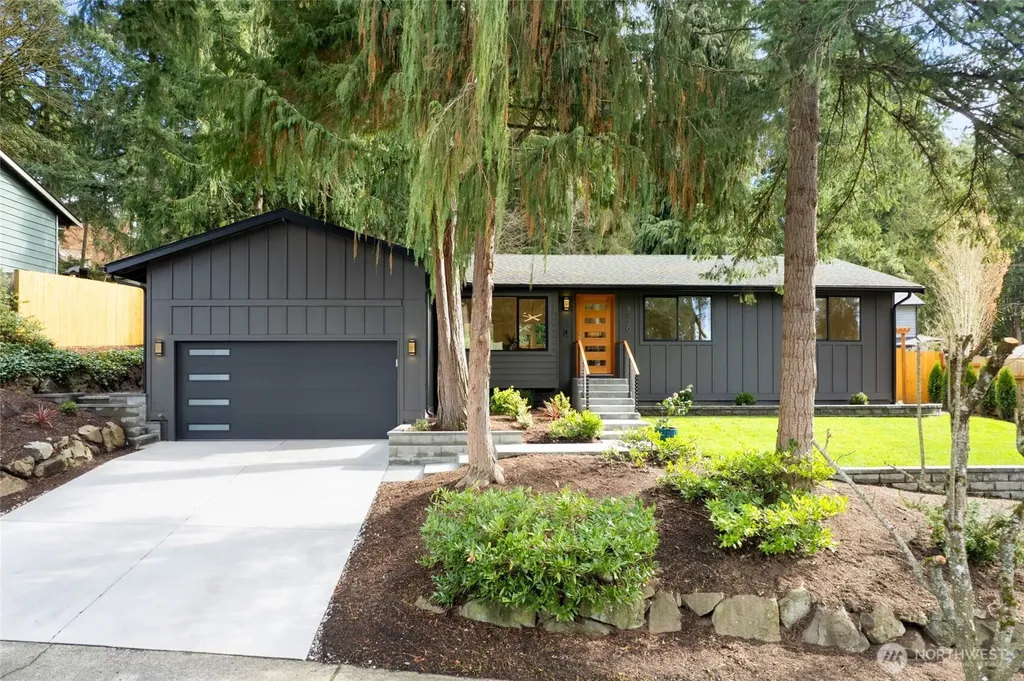 8920 168th Avenue NE Redmond WA 98052