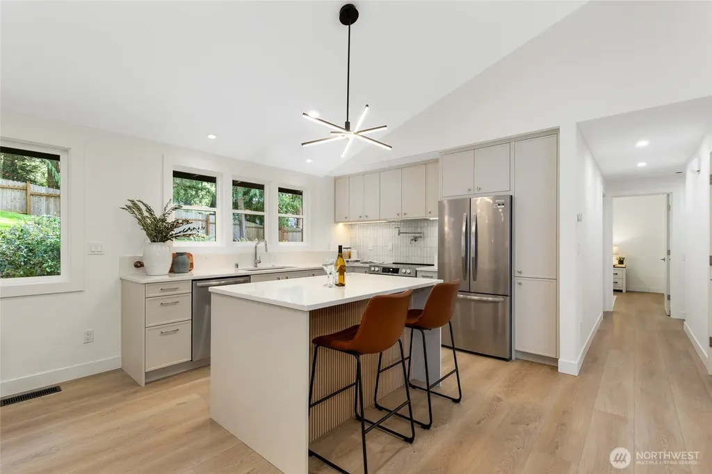8920 168th Avenue NE Redmond WA 98052