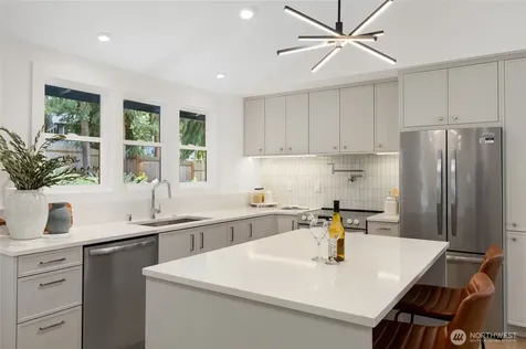 8920 168th Avenue NE Redmond WA 98052