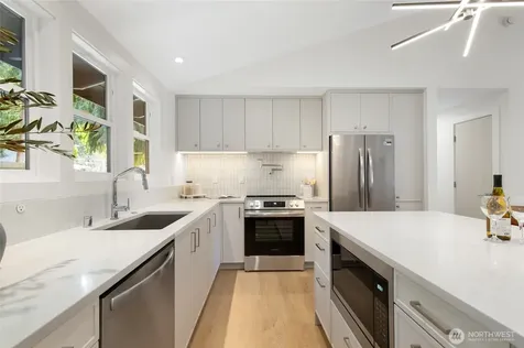 8920 168th Avenue NE Redmond WA 98052