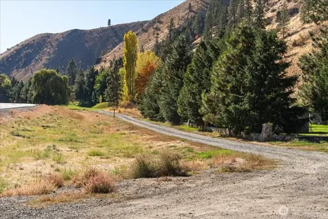 21300 Us Highway 97a Chelan WA 98816