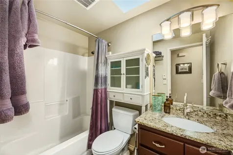 3929 205th Place SW Lynnwood WA 98036